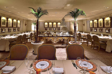 テーマレストラン レ・セレブリテ